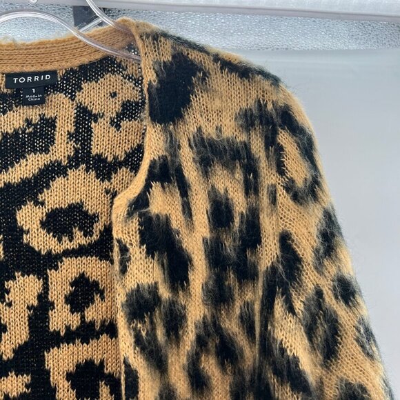 Torrid Size 1 Cheetah Print Heavy Knit Cardigan Tan/Black Open Front Fuzzy - Picture 4 of 9